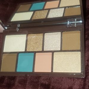 3/$10 i heart Revolution Choc Mint eyeshadow palet